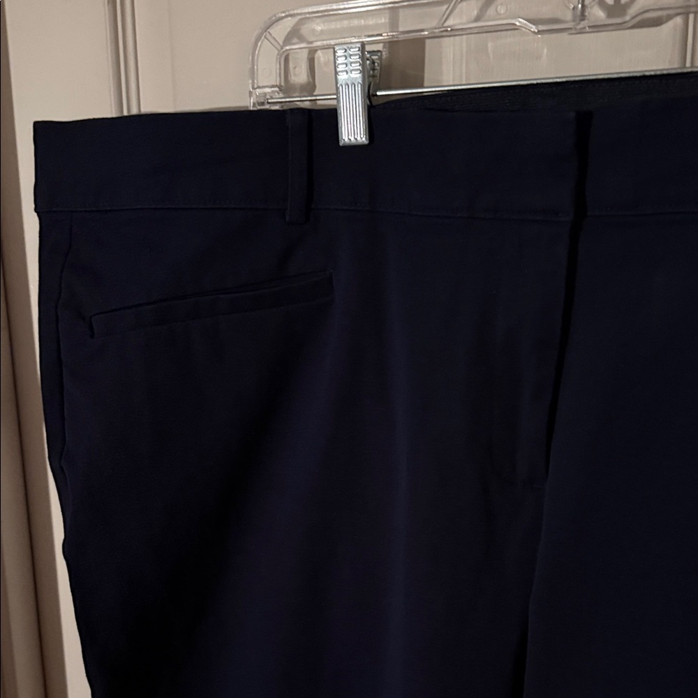 Lane Bryant Navy The Allie Size 24 Cropped Pants - Picture 2 of 10